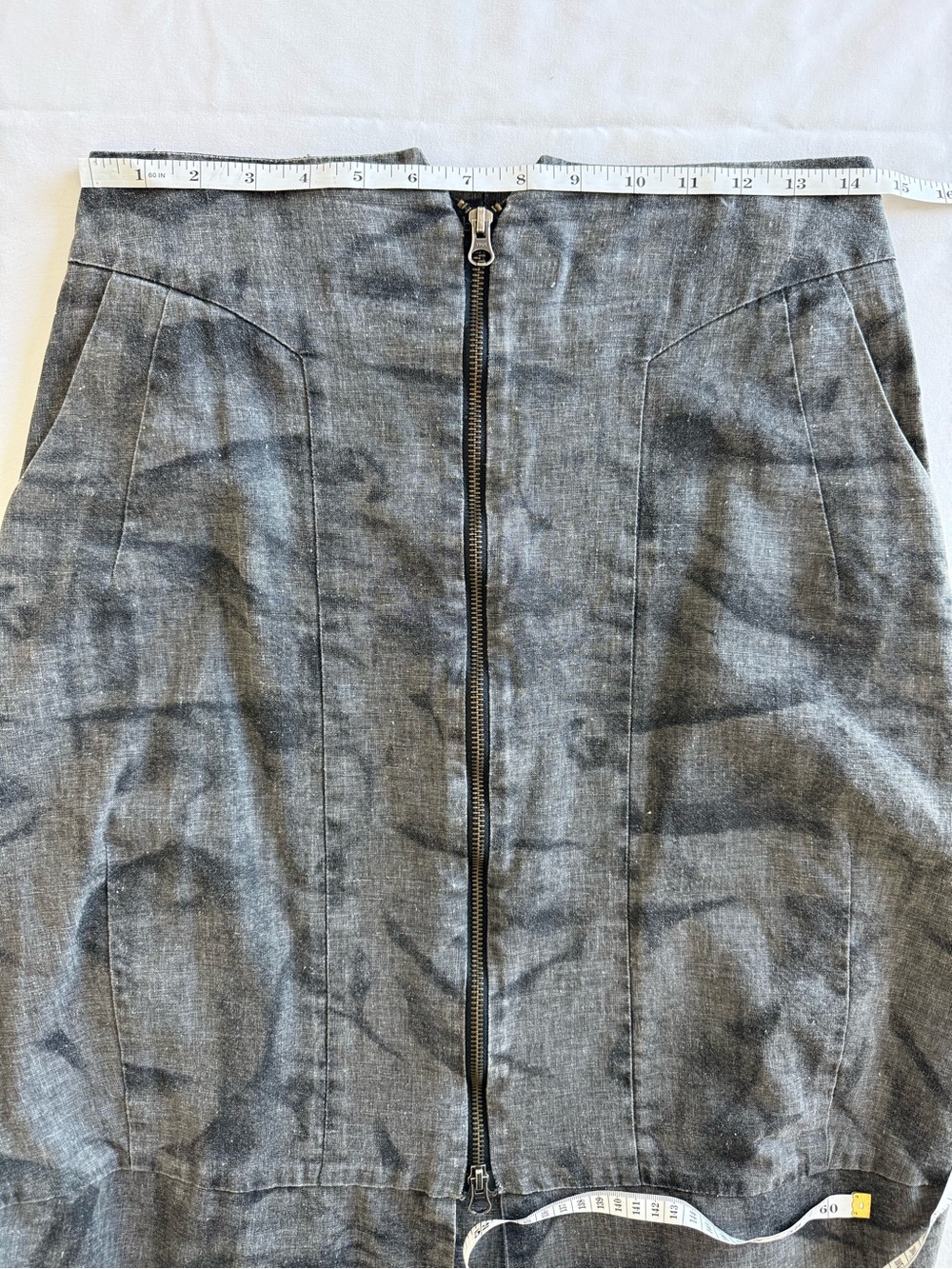 Maya Negri Gray Front-Zip Pencil Skirt - Picture 6 of 9